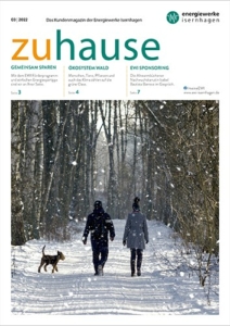 Titel Kundenmagazin Verschneiet Waldweg